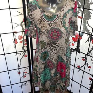 Classic woman animal print dress with pockets size M